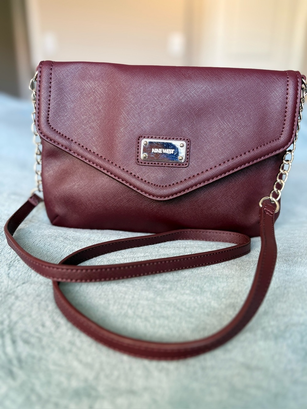 Nine West Burgundy Envelope Crossbody Bag Silver Tone Adjustable Strap